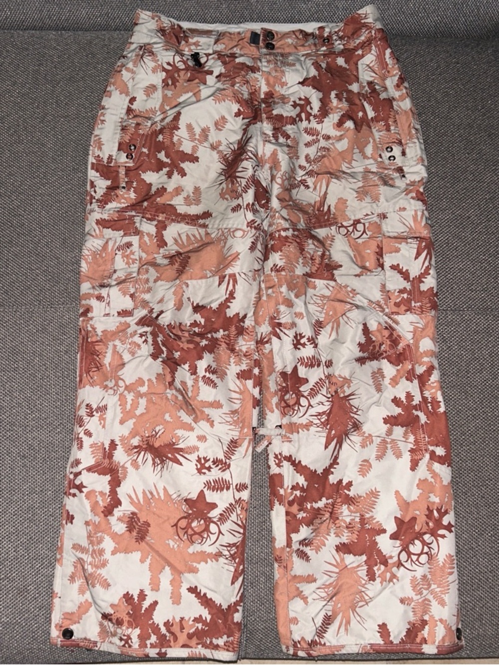Rare 686 Camouflage Baggy Ski Snow Pants